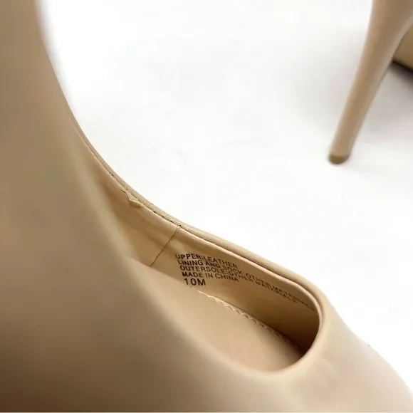Banana Republic Nude Kelsey Pumps Closed Toe Genuine Leather Neutral Size 10
