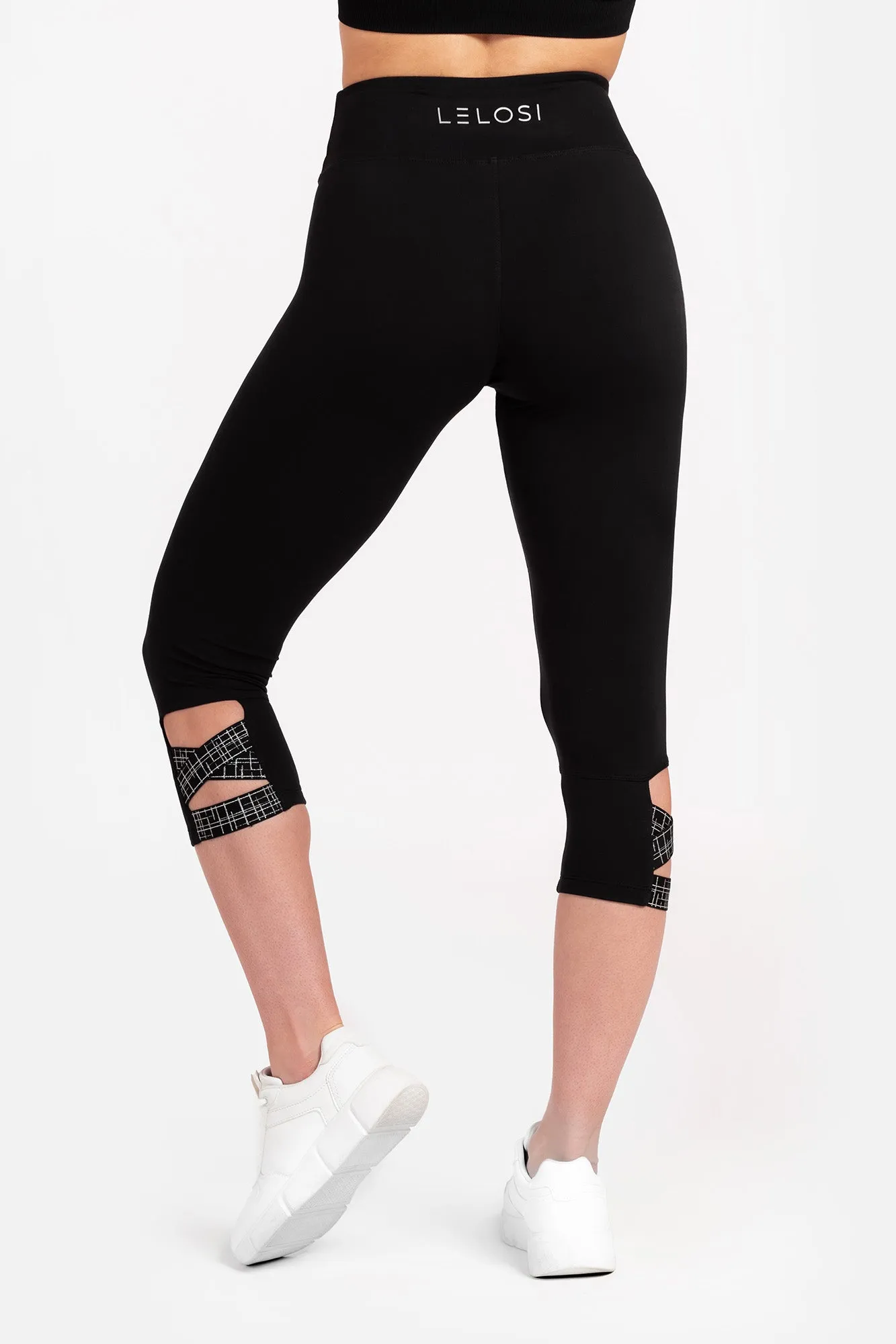 Capri Pirouette