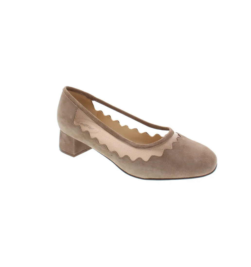 LA SM HEEL SCALLOPED TRIM WITH MESH